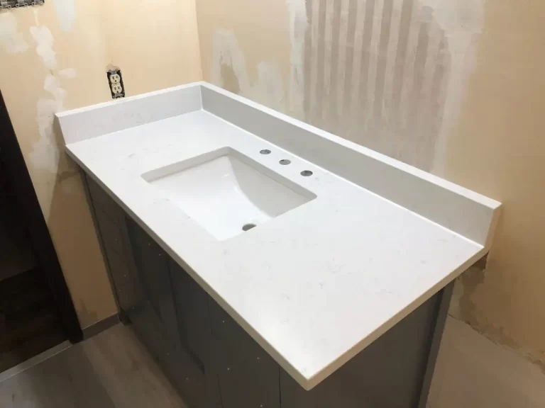 Quartz and Granite Remnants: When Leftover Slabs Are the Right Buy